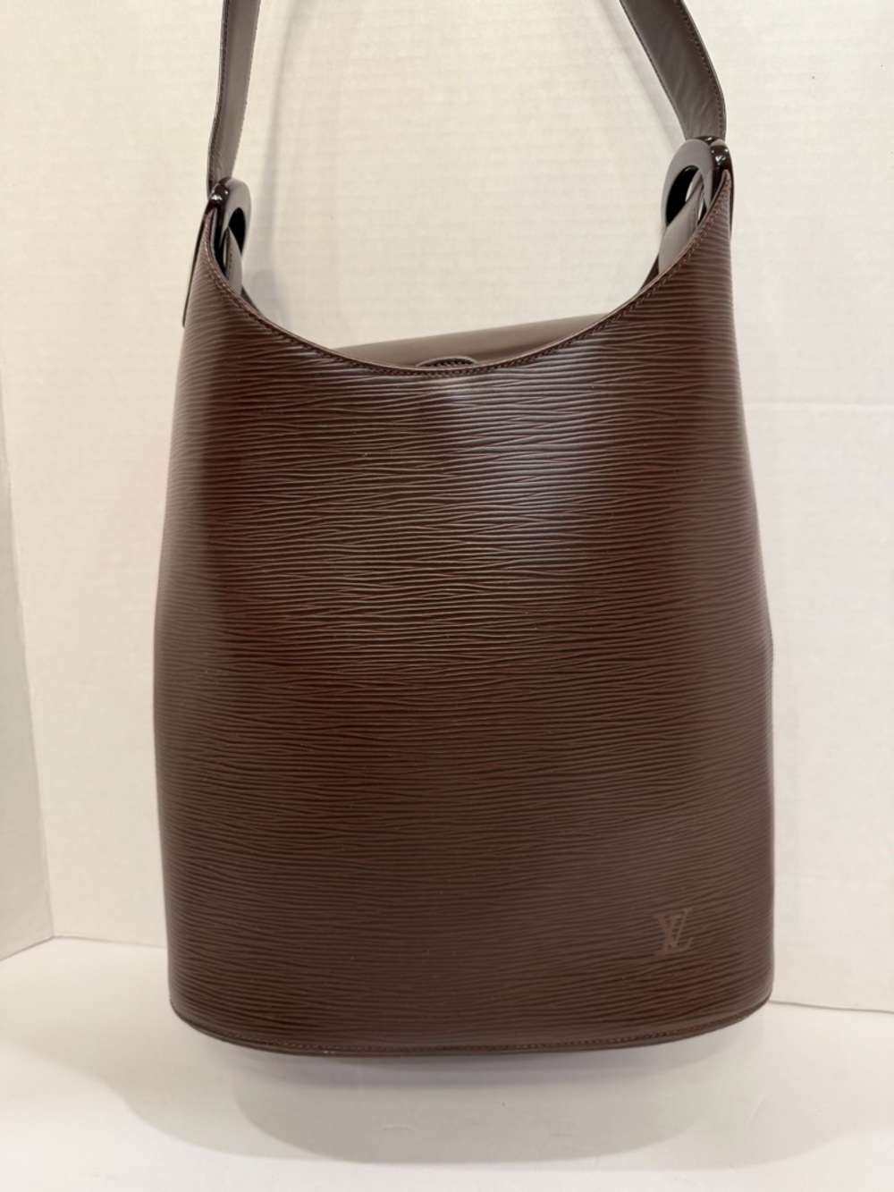Louis Vuitton Epi Verso Moka M5281D Shoulder Bag 10.2*12.5*4.3 inch - Picture 2 of 10